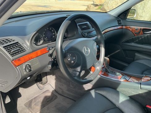 Used 2003 Mercedes-Benz E 500 Sedan image 21