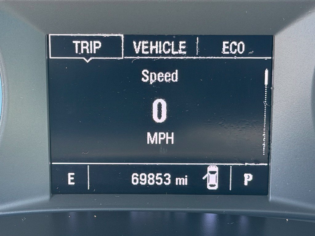 Used 2024 Chevrolet Malibu LT FWD image 2