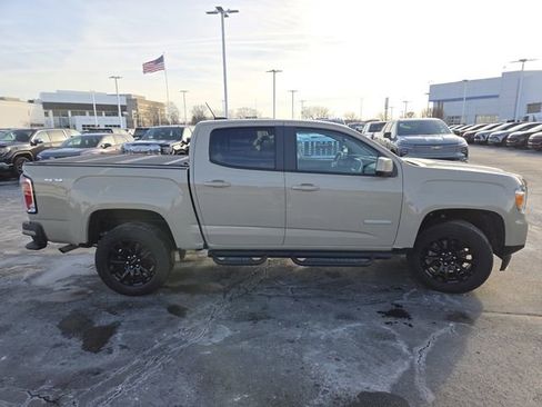 Used 2022 GMC Canyon Elevation w/ Elevation Premium Package image 17