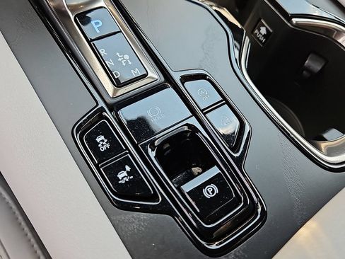 Used 2025 Lexus RX 350 Premium w/ Accessory Package (K3) AWD/4WD image 26