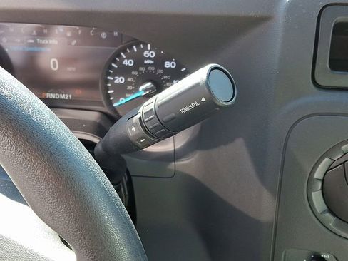 Used 2024 Ford E-450 and Econoline 450 Super Duty w/ Driver's Safety Package image 13