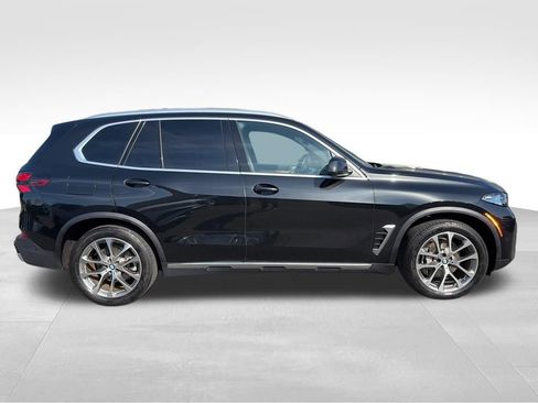 Used 2024 BMW X5 xDrive40i w/ Executive Package AWD/4WD image 2