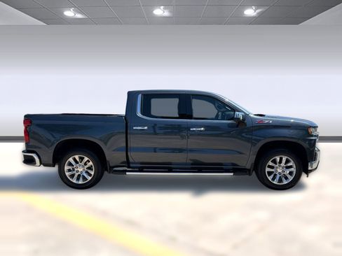 Used 2021 Chevrolet Silverado 1500 LTZ w/ Technology Package AWD/4WD image 8