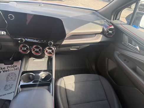 Used 2025 Chevrolet Blazer EV RS FWD image 17