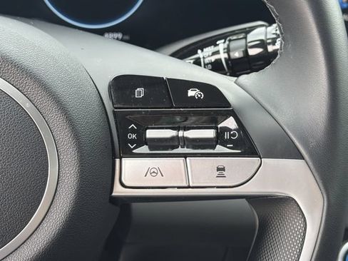 Certified 2025 Hyundai Elantra SEL FWD image 25