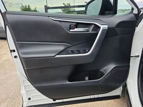 Used 2024 Toyota RAV4 XLE image 22