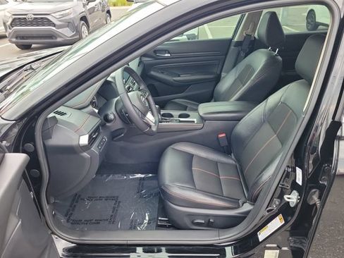 Used 2020 Nissan Altima 2.5 SR FWD image 17