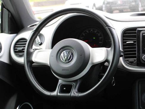 Used 2012 Volkswagen Beetle 2.5 FWD image 20
