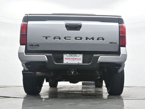 Used 2025 Toyota Tacoma SR5 image 29