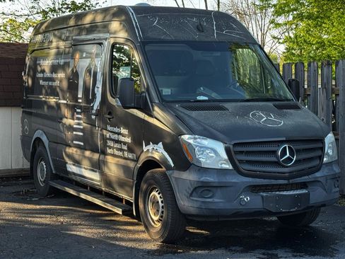 Used 2017 Mercedes-Benz Sprinter 2500 image 1