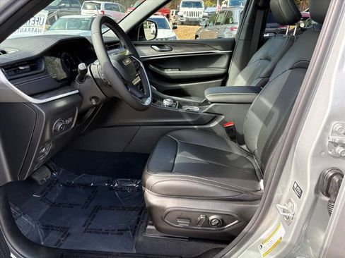 New 2026 Jeep Grand Cherokee Limited image 14