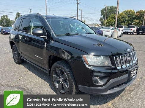 Used 2014 Jeep Compass Sport w/ Power Value Group AWD/4WD image 3