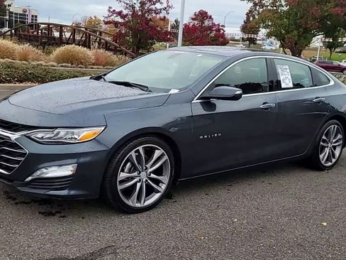 Used 2020 Chevrolet Malibu Premier image 4