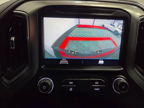 Used 2022 Chevrolet Silverado 2500 LT w/ Convenience Package image 59