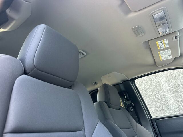 Used 2022 Nissan Frontier S w/ Technology Package AWD/4WD image 18