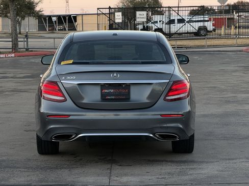 Used 2018 Mercedes-Benz E 300 image 8