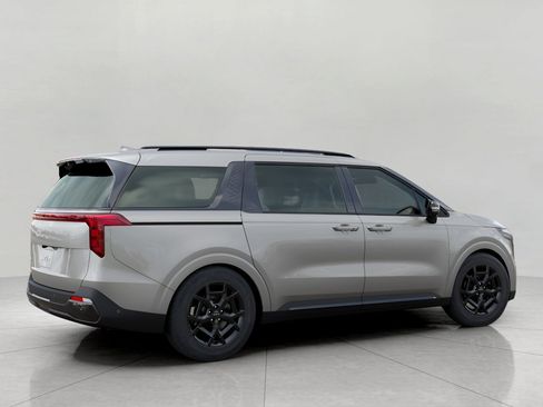 New 2026 Kia Carnival FWD image 6