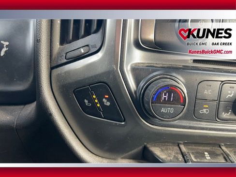 Used 2018 Chevrolet Silverado 1500 LT w/ All Star Edition image 19