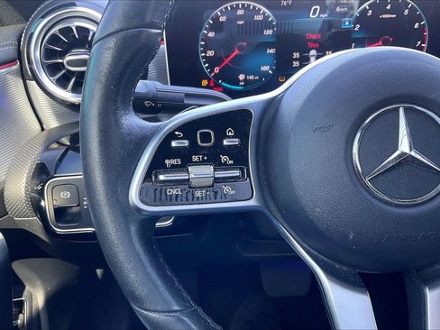 Used 2020 Mercedes-Benz CLA 250 image 18