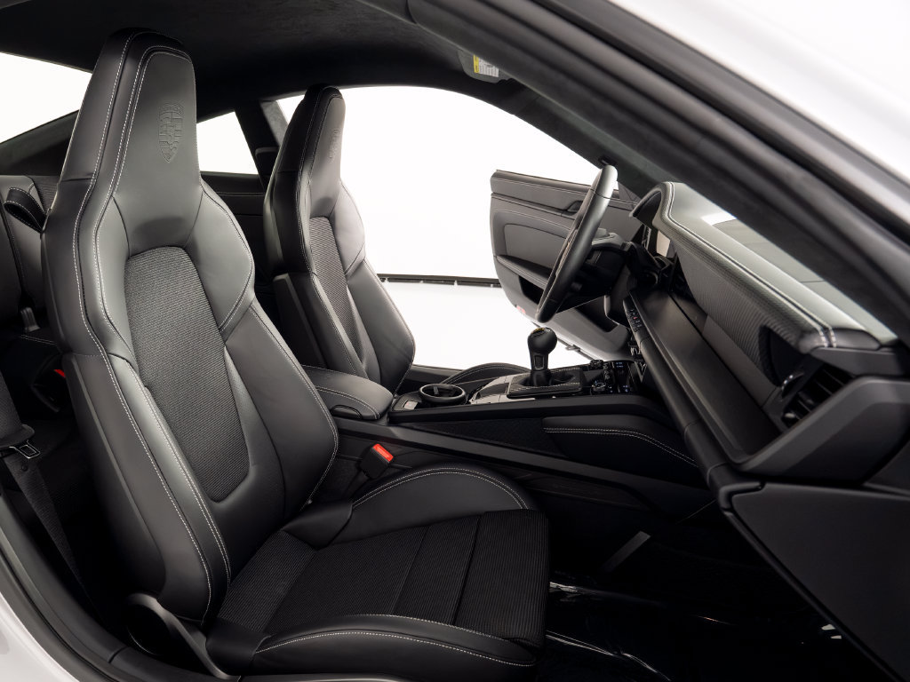 Certified 2026 Porsche 911 GT3 RWD image 42