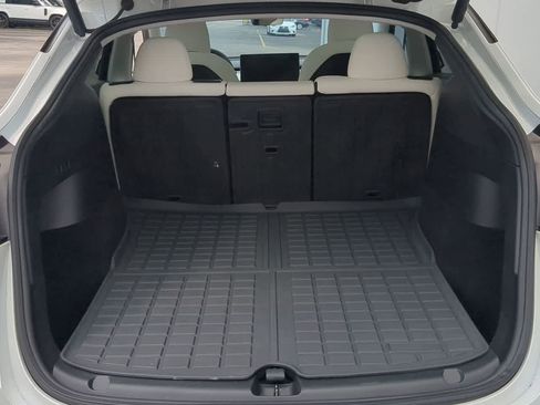 Used 2021 Tesla Model Y Performance image 32