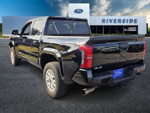 Used 2024 Toyota Tacoma SR5 image 5