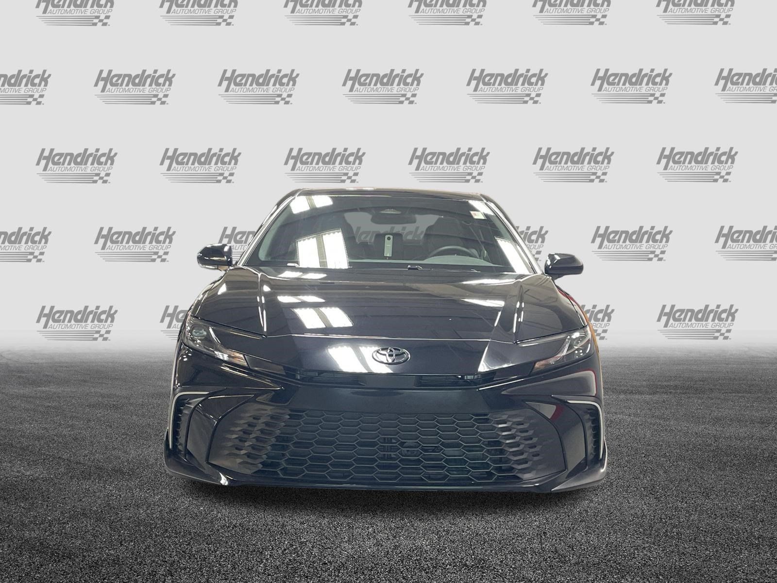 Used 2026 Toyota Camry SE FWD image 3