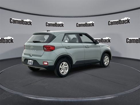 New 2026 Hyundai Venue SE image 7