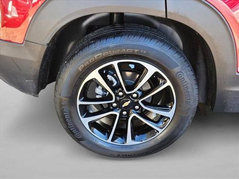 Used 2025 Chevrolet TrailBlazer LT image 23