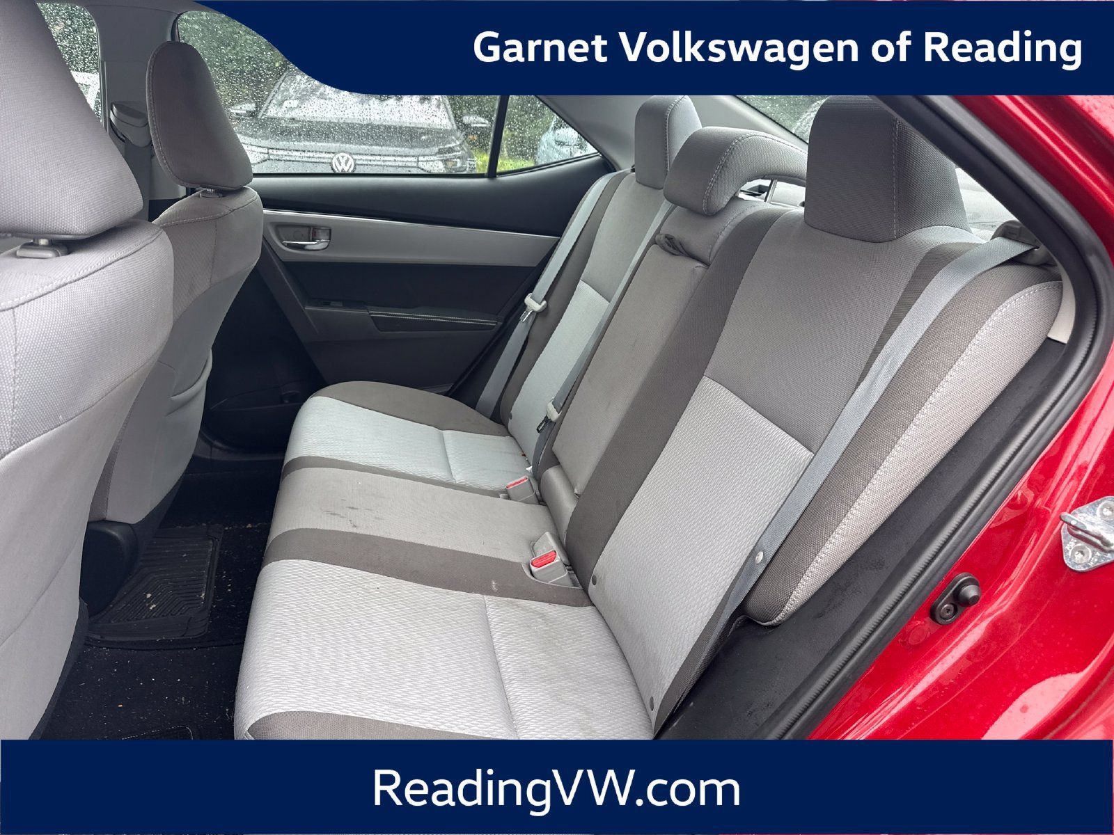 Used 2017 Toyota Corolla LE w/ Carpet Mat Package (TMS) FWD image 13