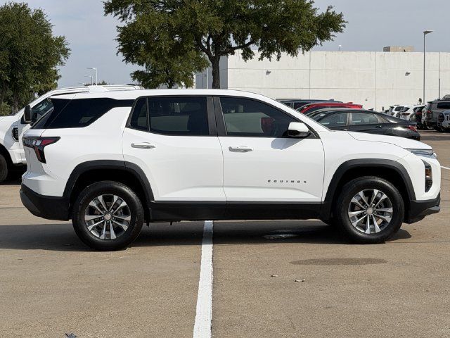 Used 2025 Chevrolet Equinox LT w/ Safety and Technology Package FWD image 3