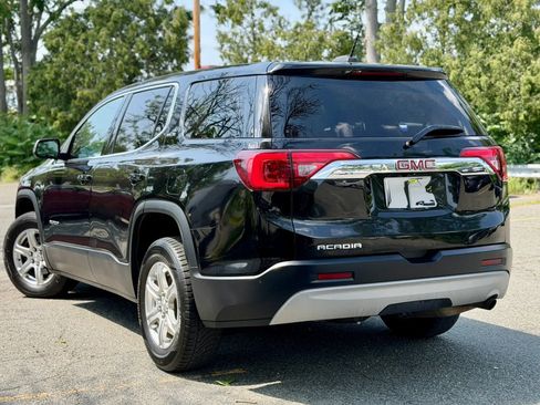 Used 2019 GMC Acadia SLE FWD image 3