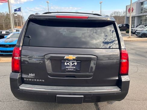 Used 2015 Chevrolet Suburban LTZ image 4