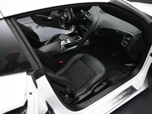 Used 2014 Chevrolet Corvette Stingray Coupe w/ 2LT Preferred Equipment Group RWD image 16