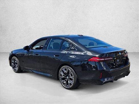 Used 2026 BMW 530i w/ M Sport Package RWD image 8