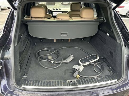 Used 2019 Porsche Cayenne E-Hybrid image 13