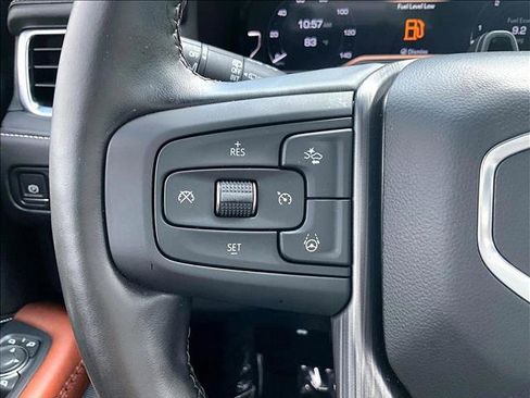Used 2024 GMC Yukon XL Denali Ultimate AWD/4WD image 20