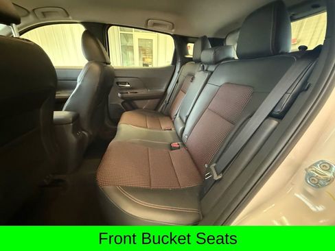 Used 2025 Nissan Kicks SR image 11