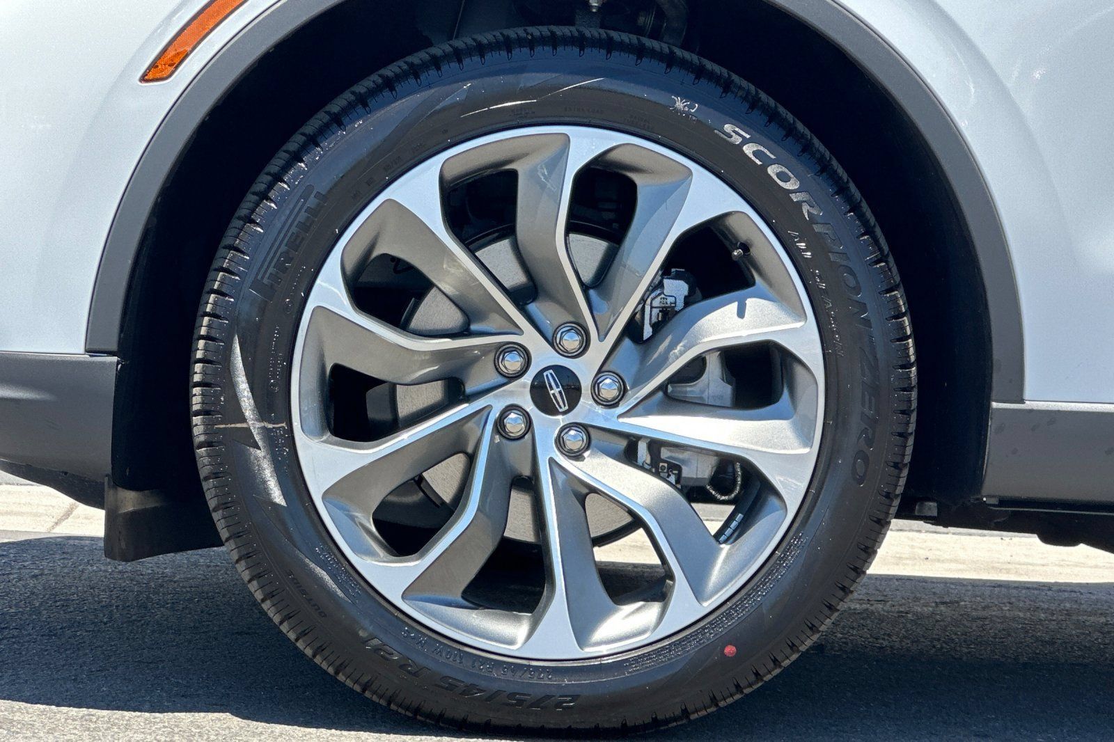 New 2026 Lincoln Aviator Reserve w/ Illumination Package RWD image 26