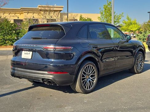 Used 2023 Porsche Cayenne Platinum Edition AWD/4WD image 5