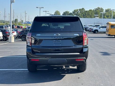 Certified 2022 Chevrolet Tahoe Z71 w/ Luxury Package AWD/4WD image 4