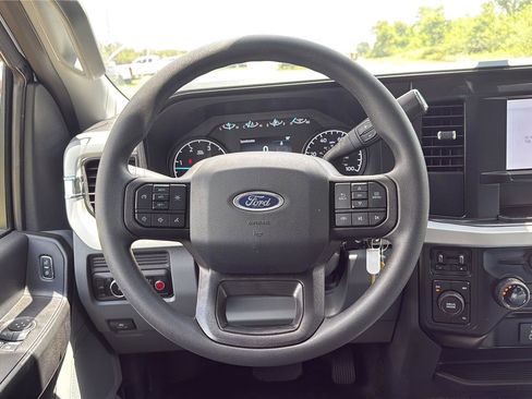 New 2026 Ford F350 XL w/ XL Chrome Package AWD/4WD image 14
