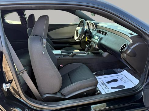 Used 2010 Chevrolet Camaro LS image 18