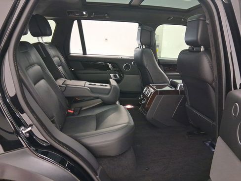 Used 2020 Land Rover Range Rover Long Wheelbase HSE image 25