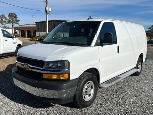 Used 2020 Chevrolet Express 2500 w/ Driver Convenience Package image 2