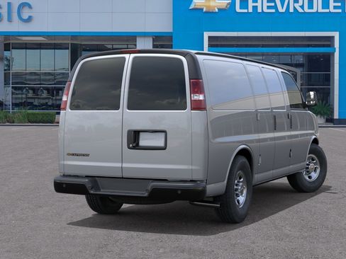 New 2026 Chevrolet Express 2500 w/ Driver Convenience Package RWD image 4