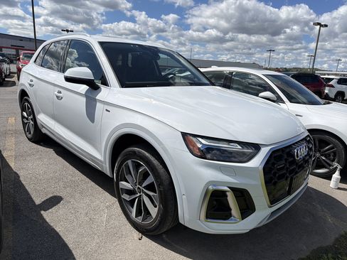 Used 2023 Audi Q5 2.0T Prestige AWD/4WD image 2