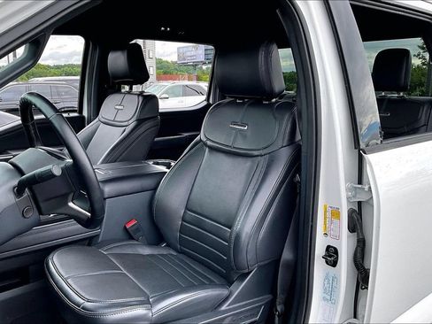 Used 2025 Ford F250 Platinum AWD/4WD image 24