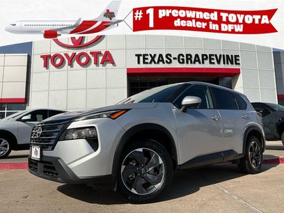 Used 2025 Nissan Rogue SV