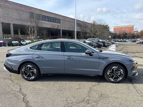 New 2026 Hyundai Sonata SEL image 8